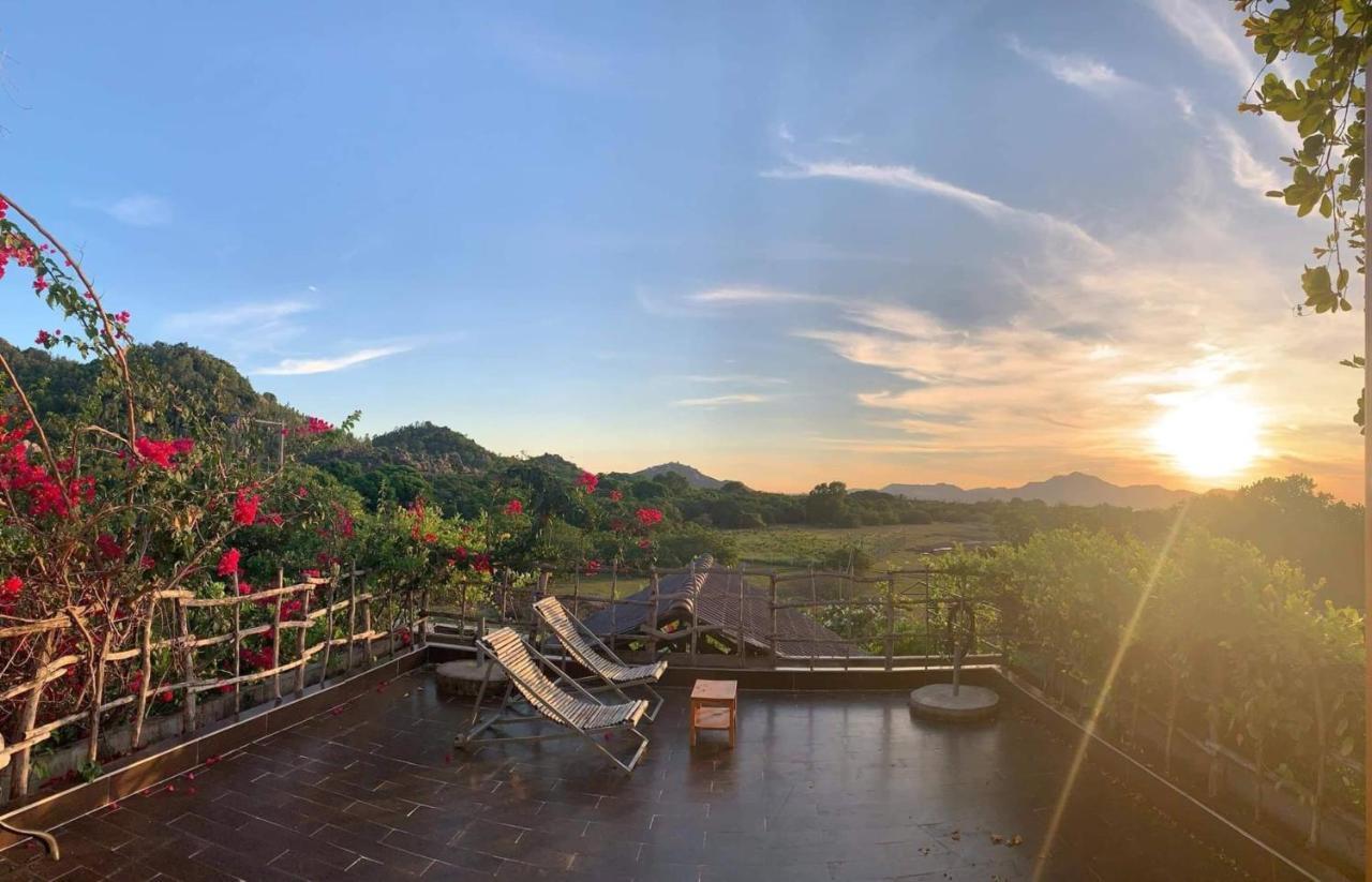 Villa Đảo Hoa Vàng Cam Ranh - Venue Travel Exterior foto